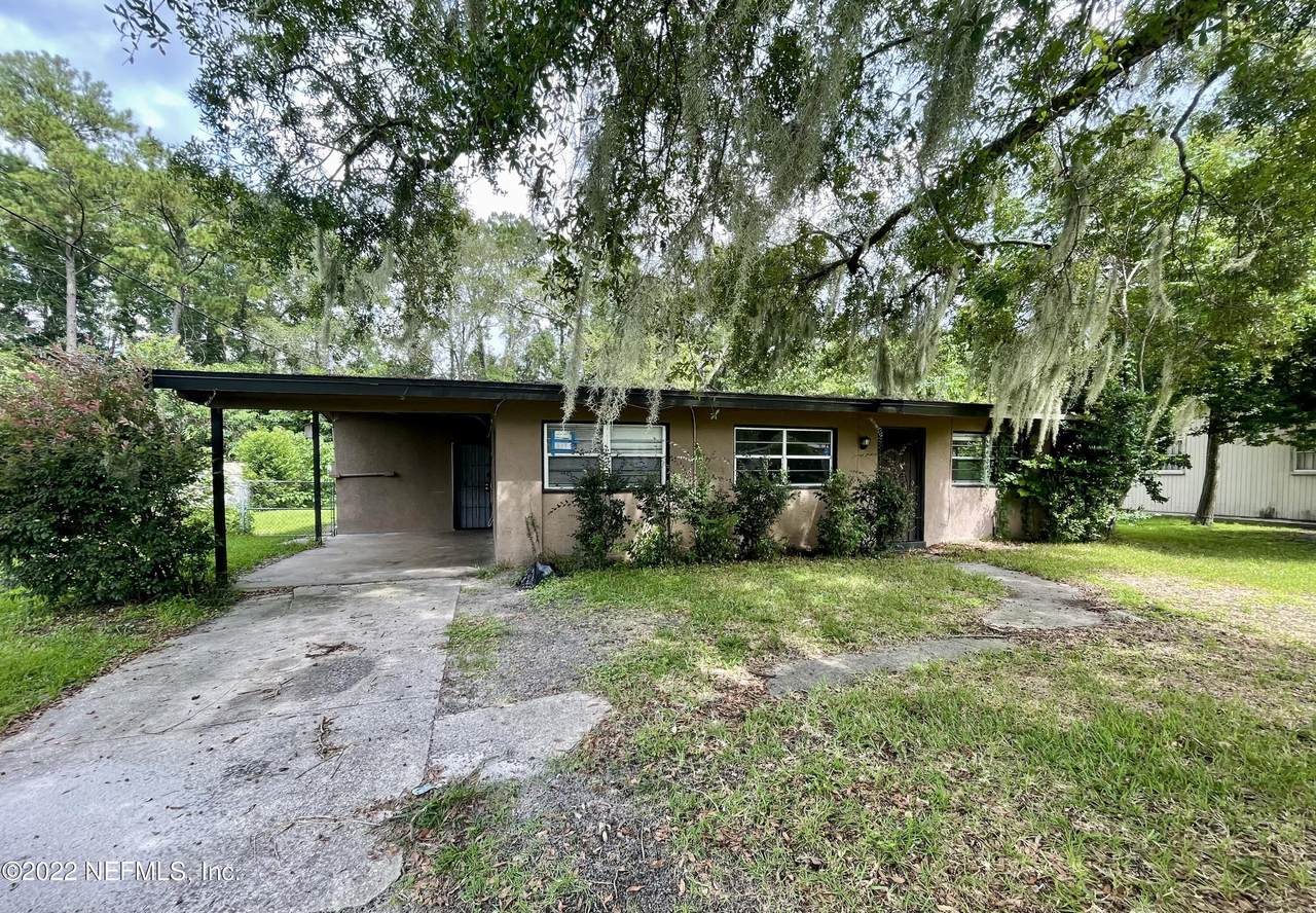 939 Westgate Dr - Photo 1