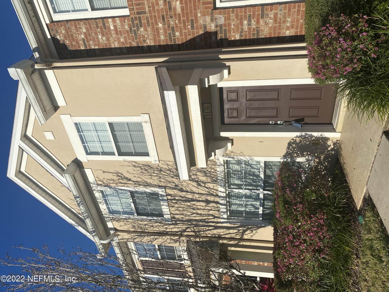 8136 Summerside Cir - Photo 1
