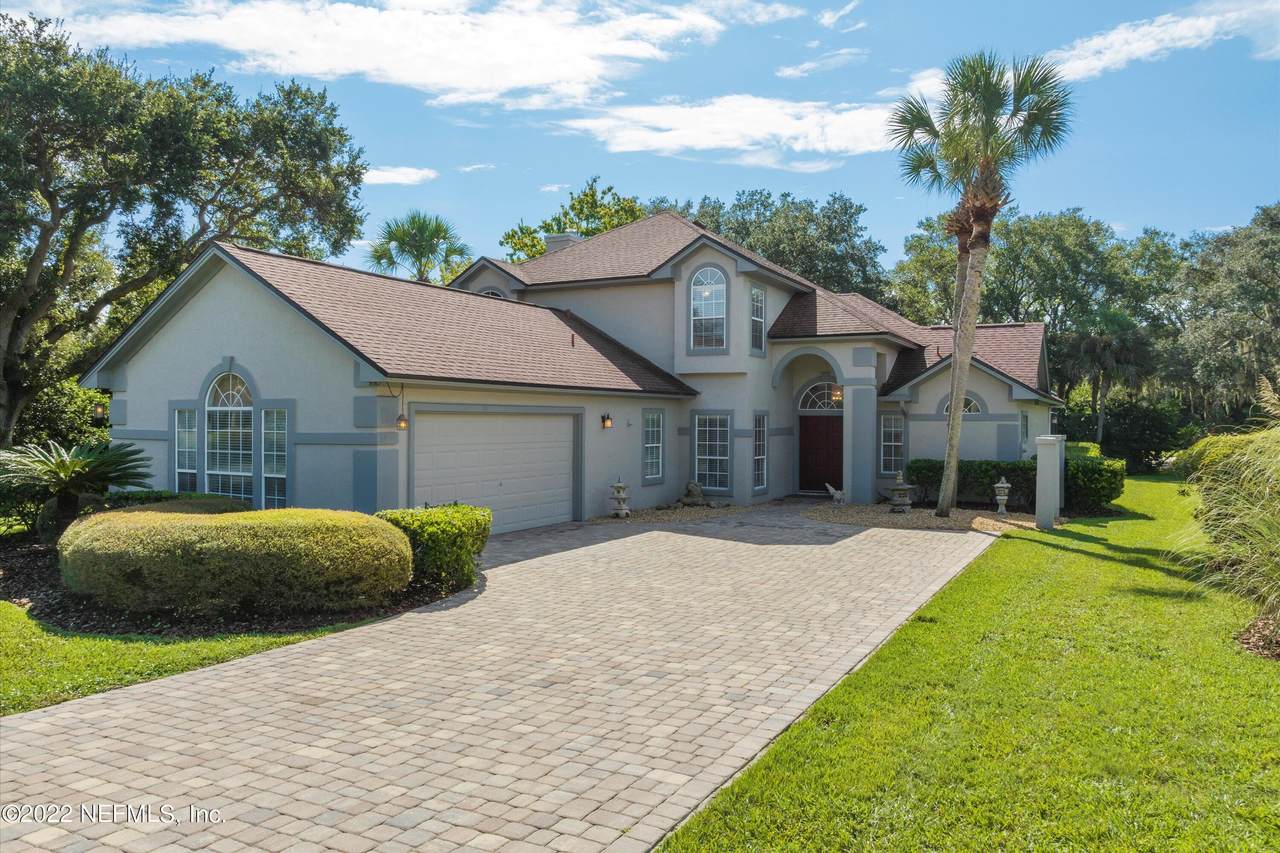 201 Heritage Ct - Photo 1