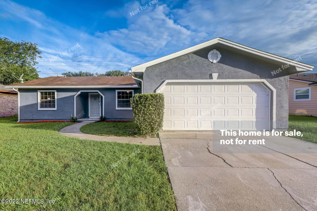 11015 Oak Ridge Dr - Photo 1