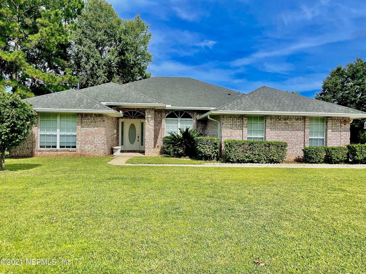 15677 Moss Hollow Dr - Photo 1
