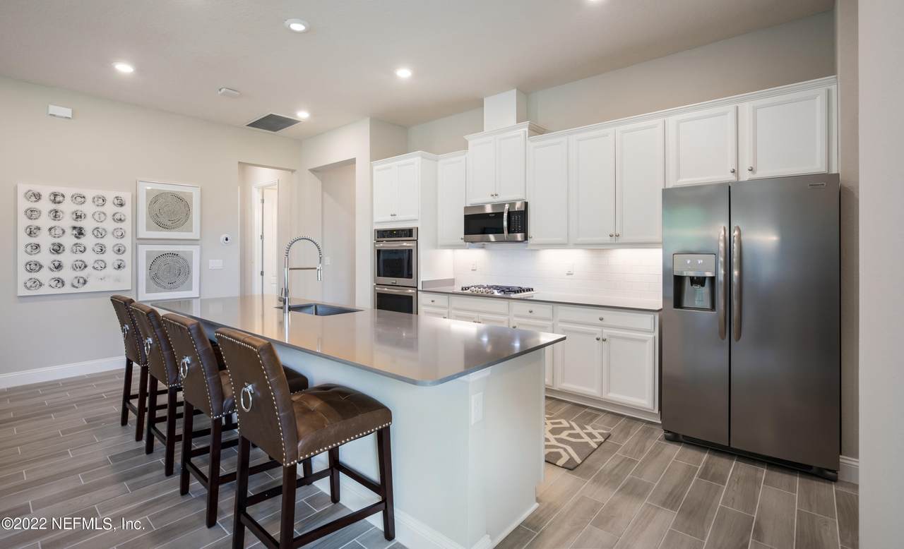 84738 Fall River Pkwy - Photo 1