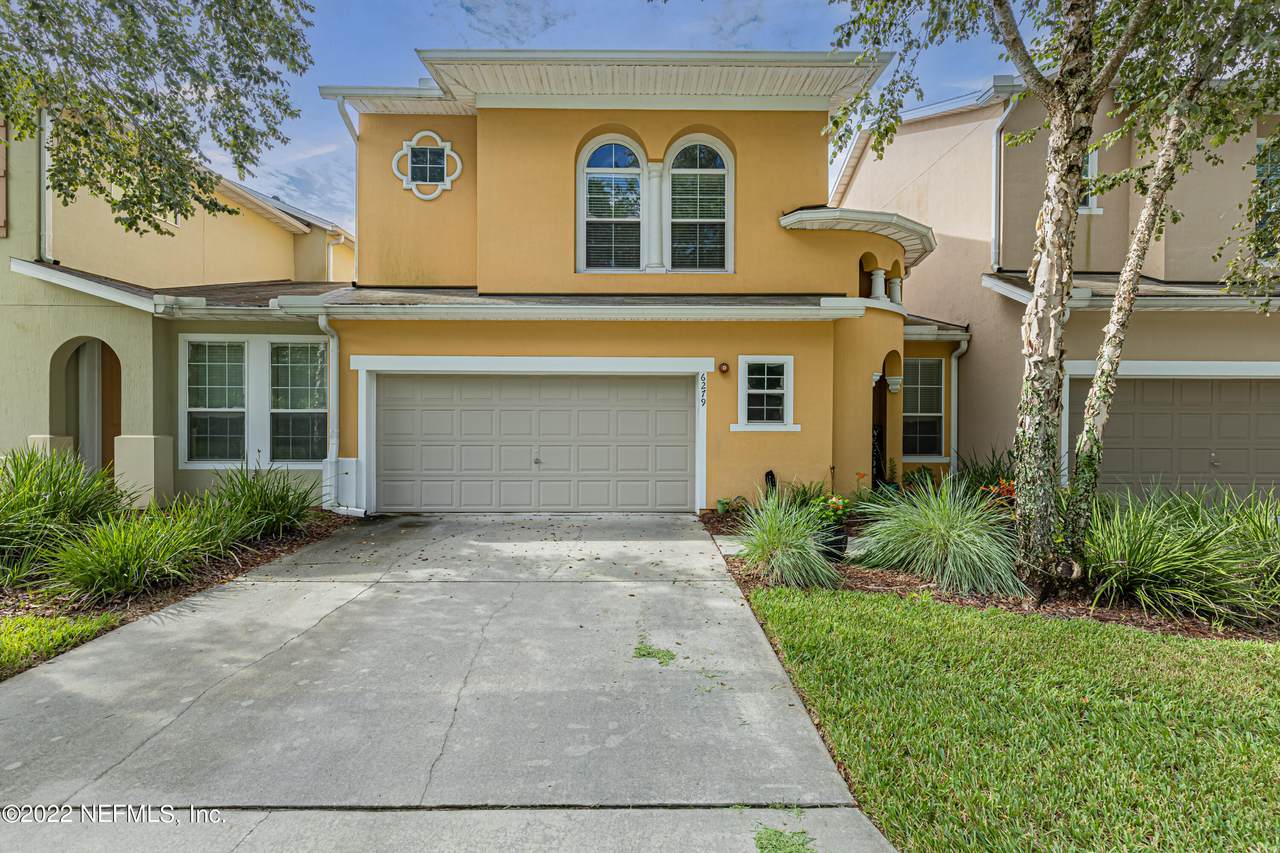 6279 Eclipse Cir - Photo 1