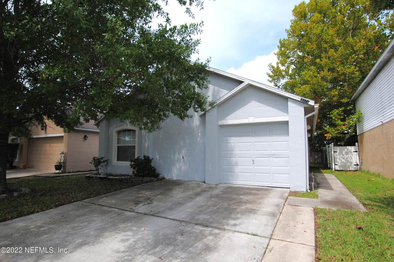 3374 Talisman Dr - Photo 1