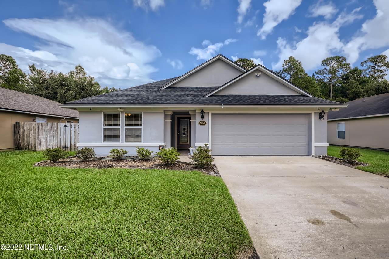 76071 Deerwood Dr - Photo 1
