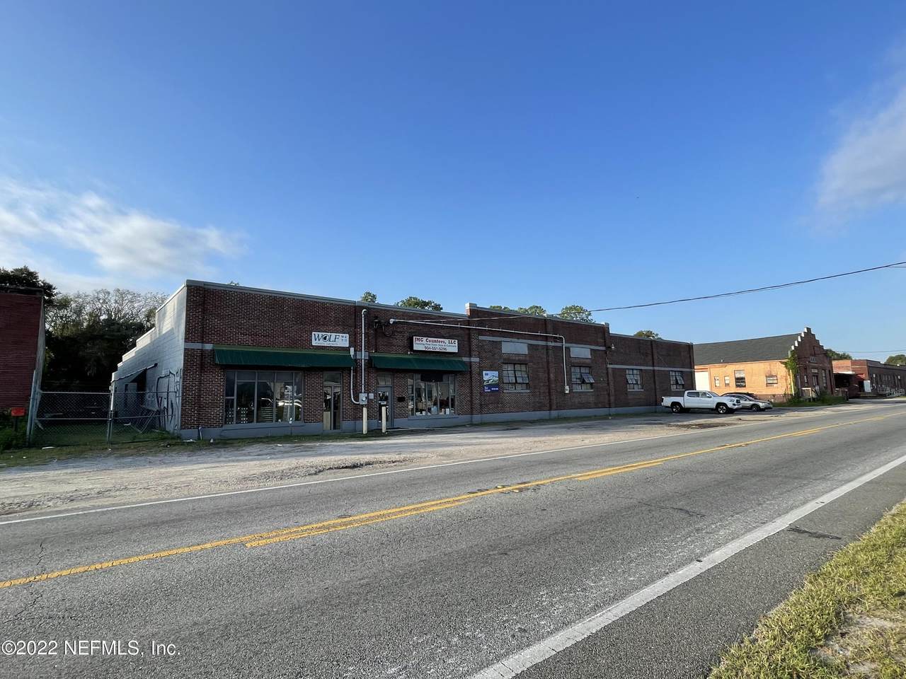 5120 Beaver St - Photo 1
