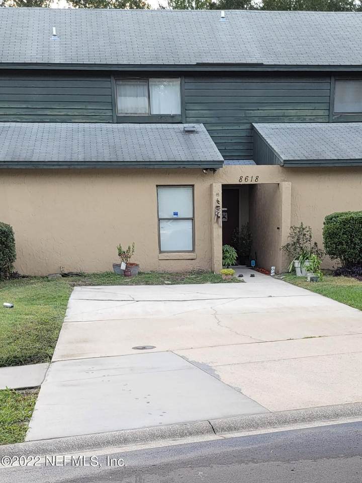 8618 Colony Pine Cir - Photo 1