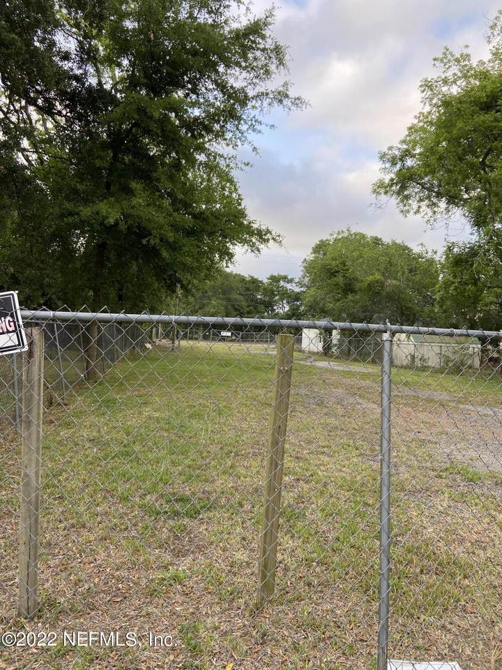 1450 Golfair Blvd - Photo 1
