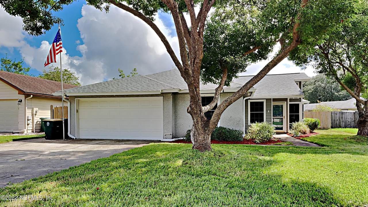 9117 Trevi Cir - Photo 1