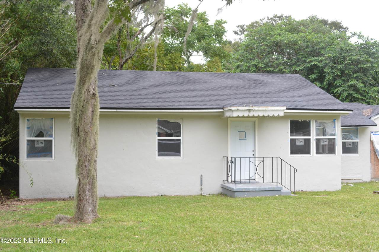 9721 Lily Rd - Photo 1