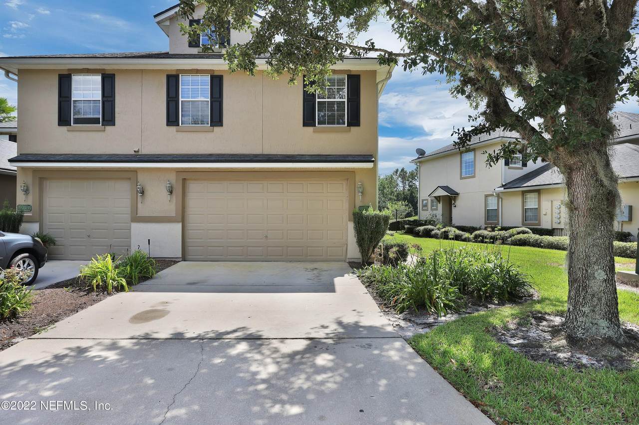 3935 Buckthorne Dr - Photo 1