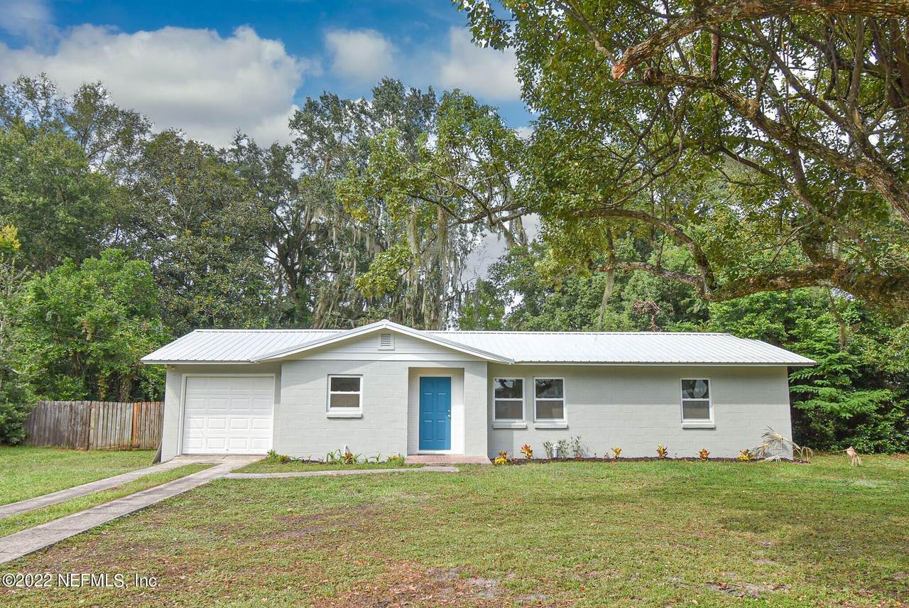 2106 Carr St - Photo 1