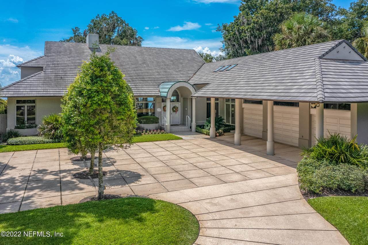 2205 Miller Oaks Ct - Photo 1