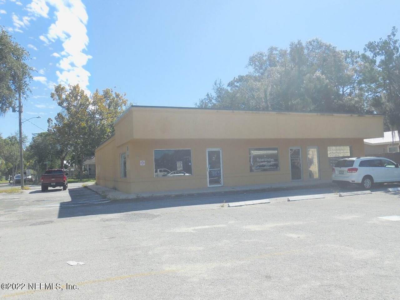2312 Crill Ave - Photo 1