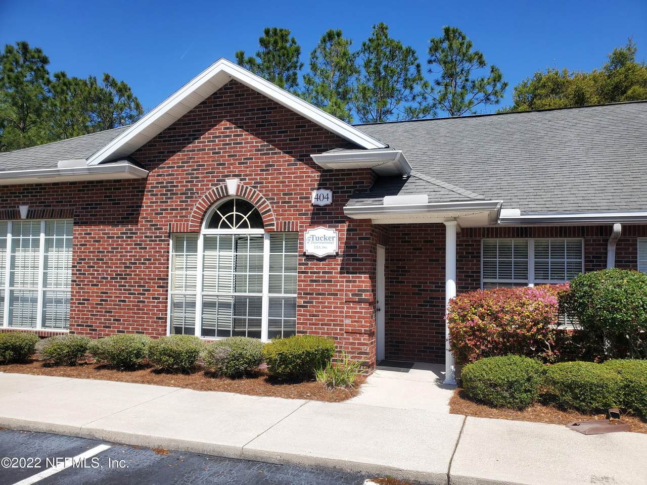7545 Centurion Pkwy - Photo 1