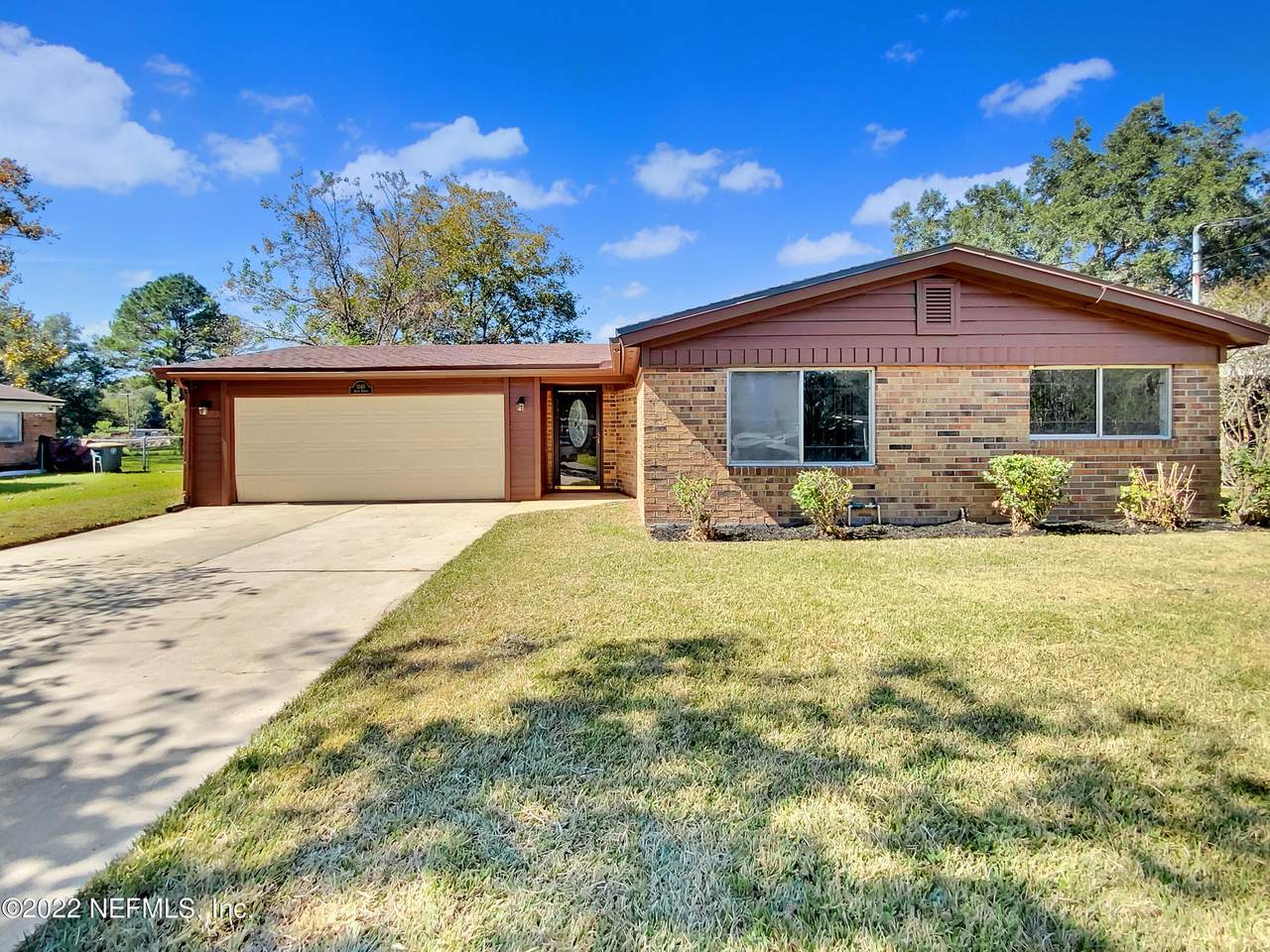 1640 Alfen St - Photo 1
