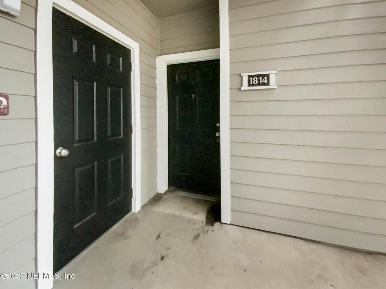 10000 Gate Pkwy - Photo 1