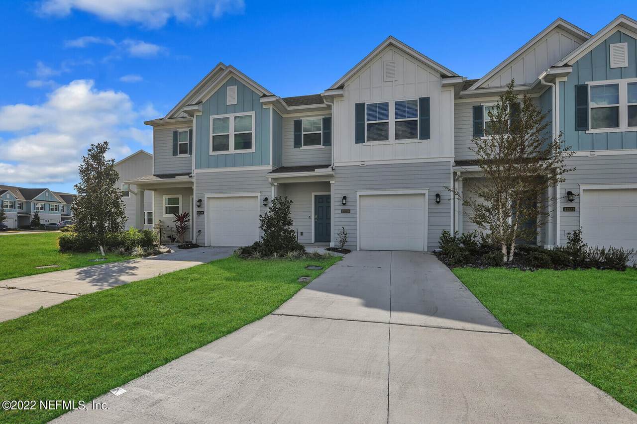12731 Josslyn Ln - Photo 1