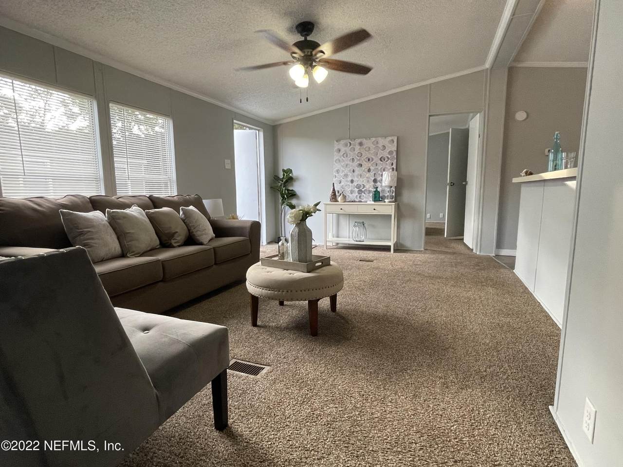 8562 Noroad - Photo 1