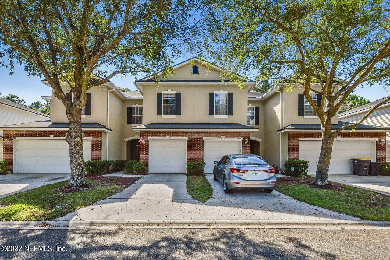 8665 Ribbon Falls Ln - Photo 1