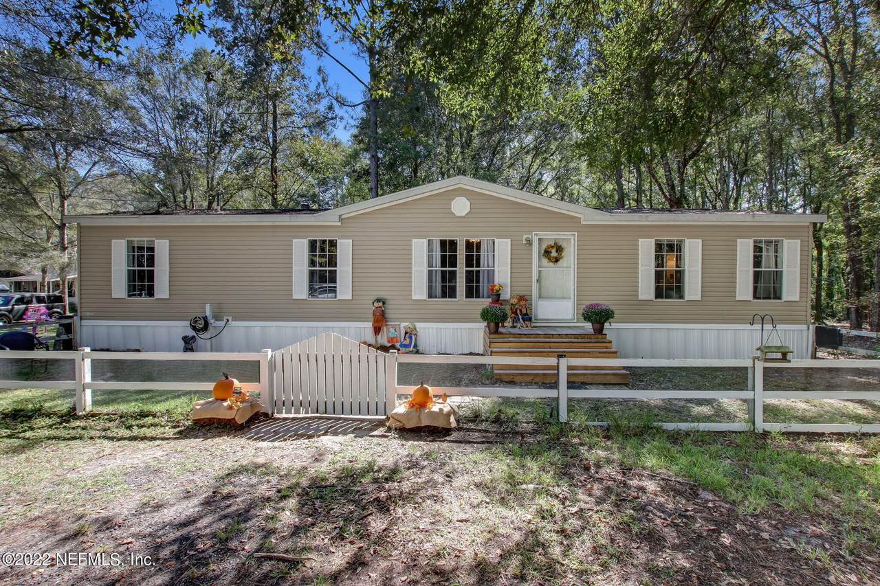 44126 Pinebreeze Blvd - Photo 1