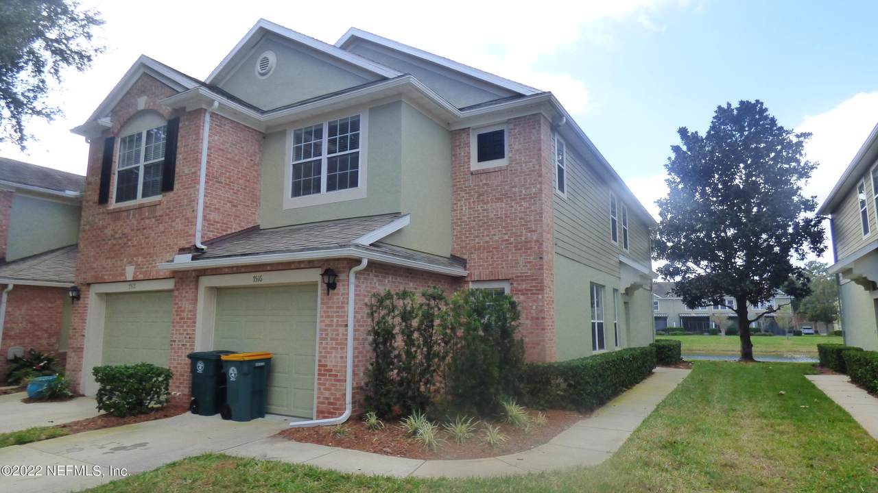 7516 Red Crane Ln - Photo 1
