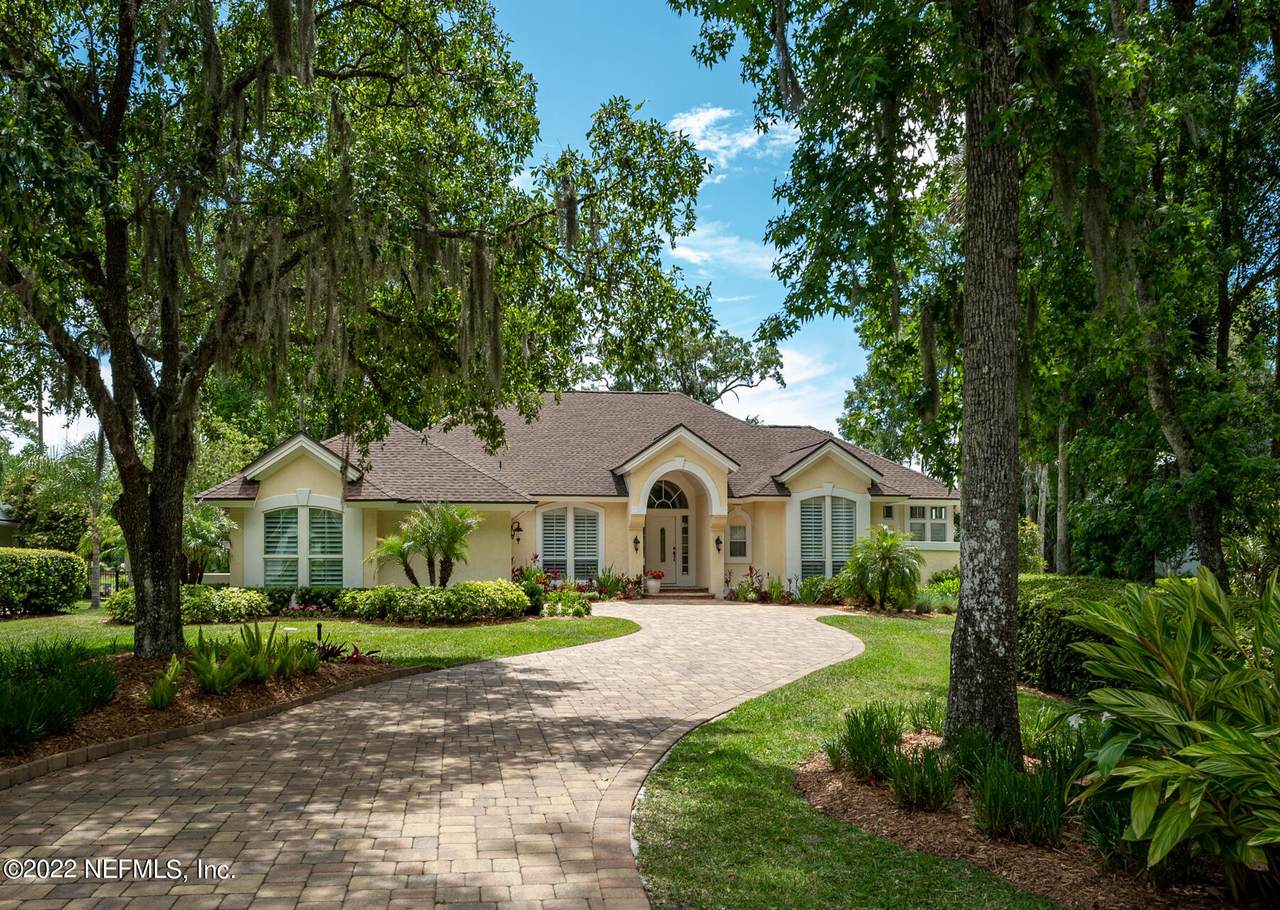 8116 Seven Mile Dr - Photo 1