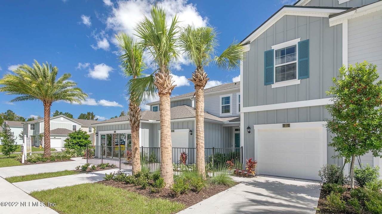 277 Pasadena Dr - Photo 1