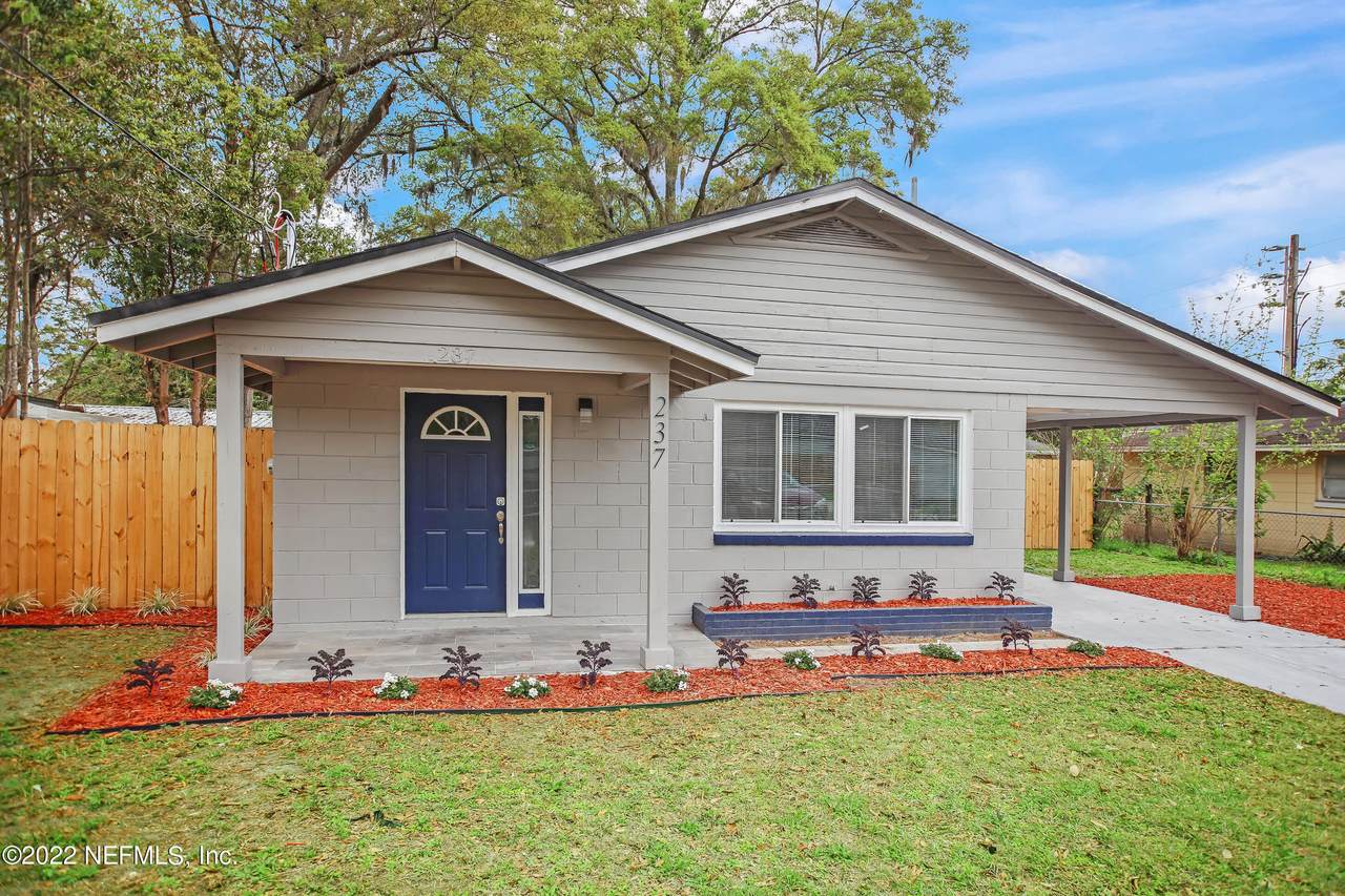 237 Bowlan St - Photo 1