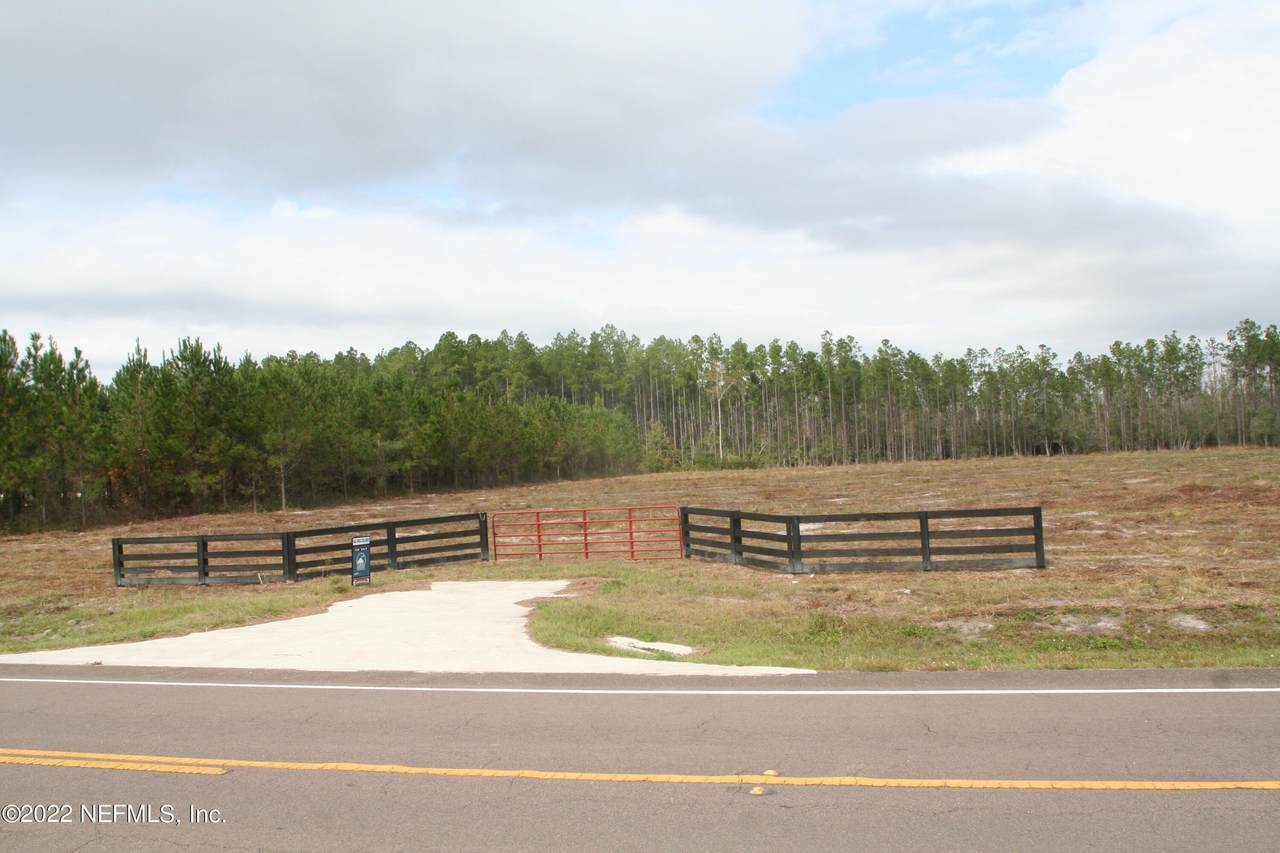 613675 River Rd - Photo 1