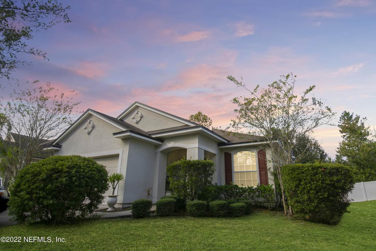 909 Garden Lake Dr - Photo 1