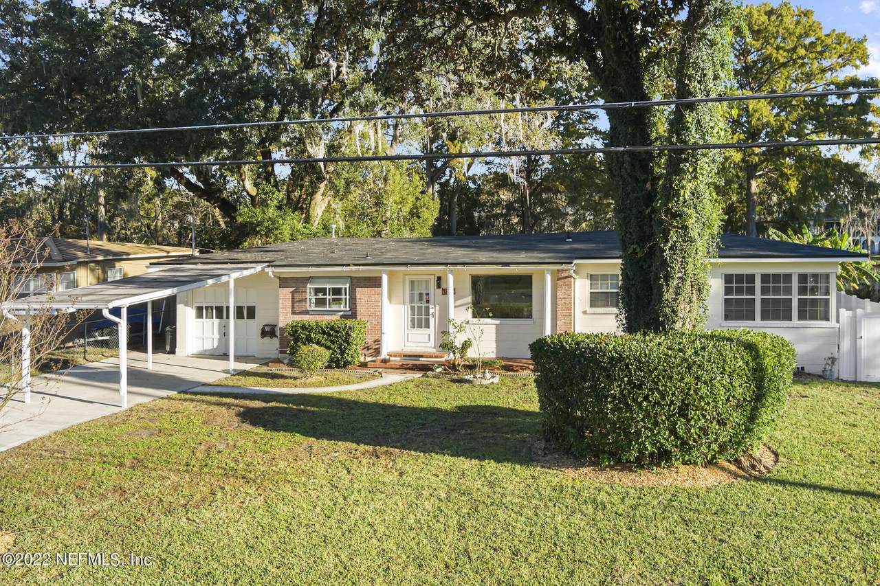 3851 Cedar Forest Dr - Photo 1