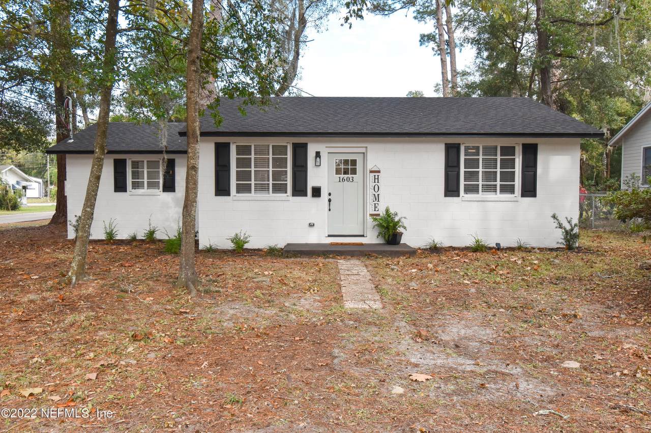 1603 Greenridge Rd - Photo 1
