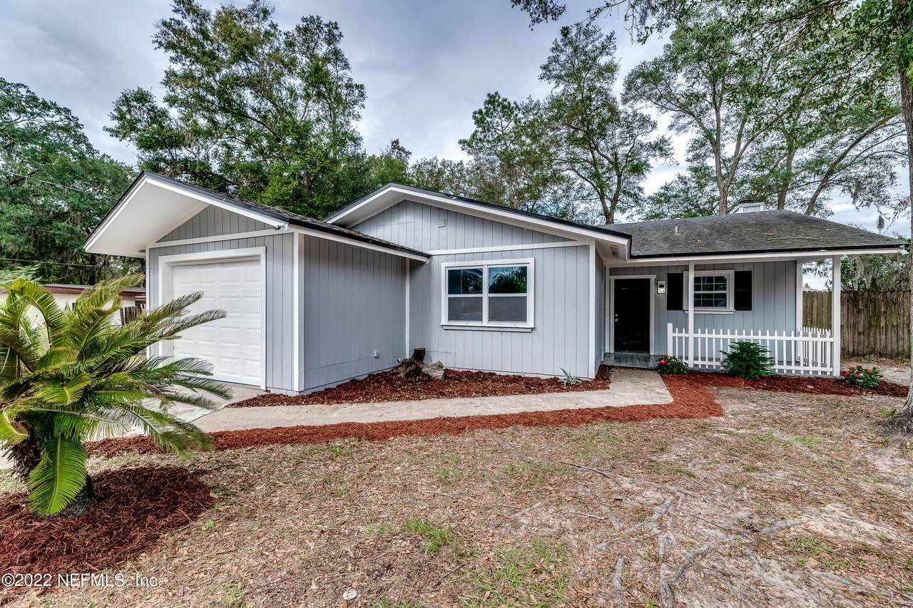 2715 Aldersgate Rd - Photo 1