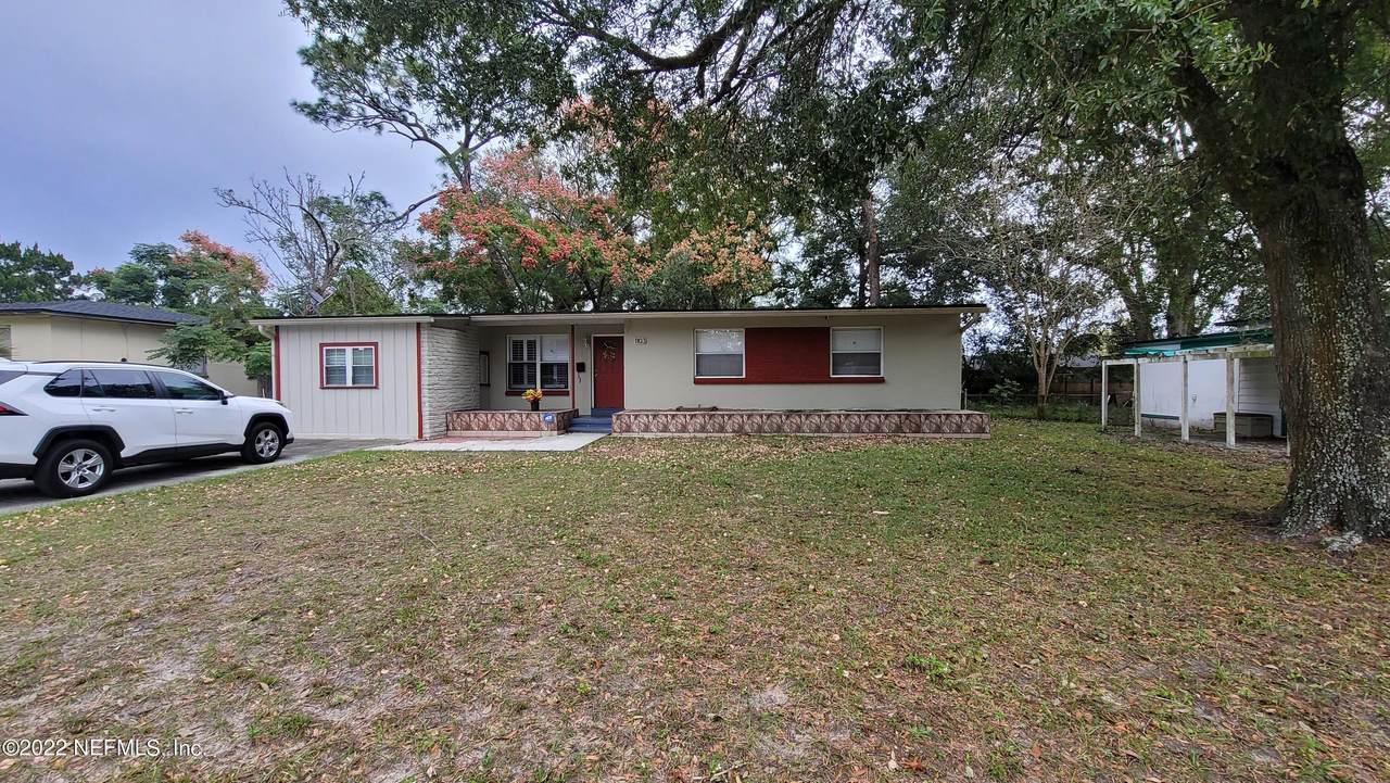 1103 Crestdale St - Photo 1
