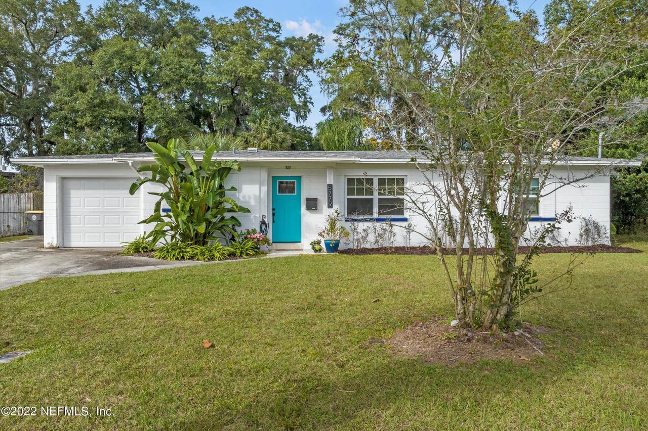 5779 Cedar Forest Dr - Photo 1