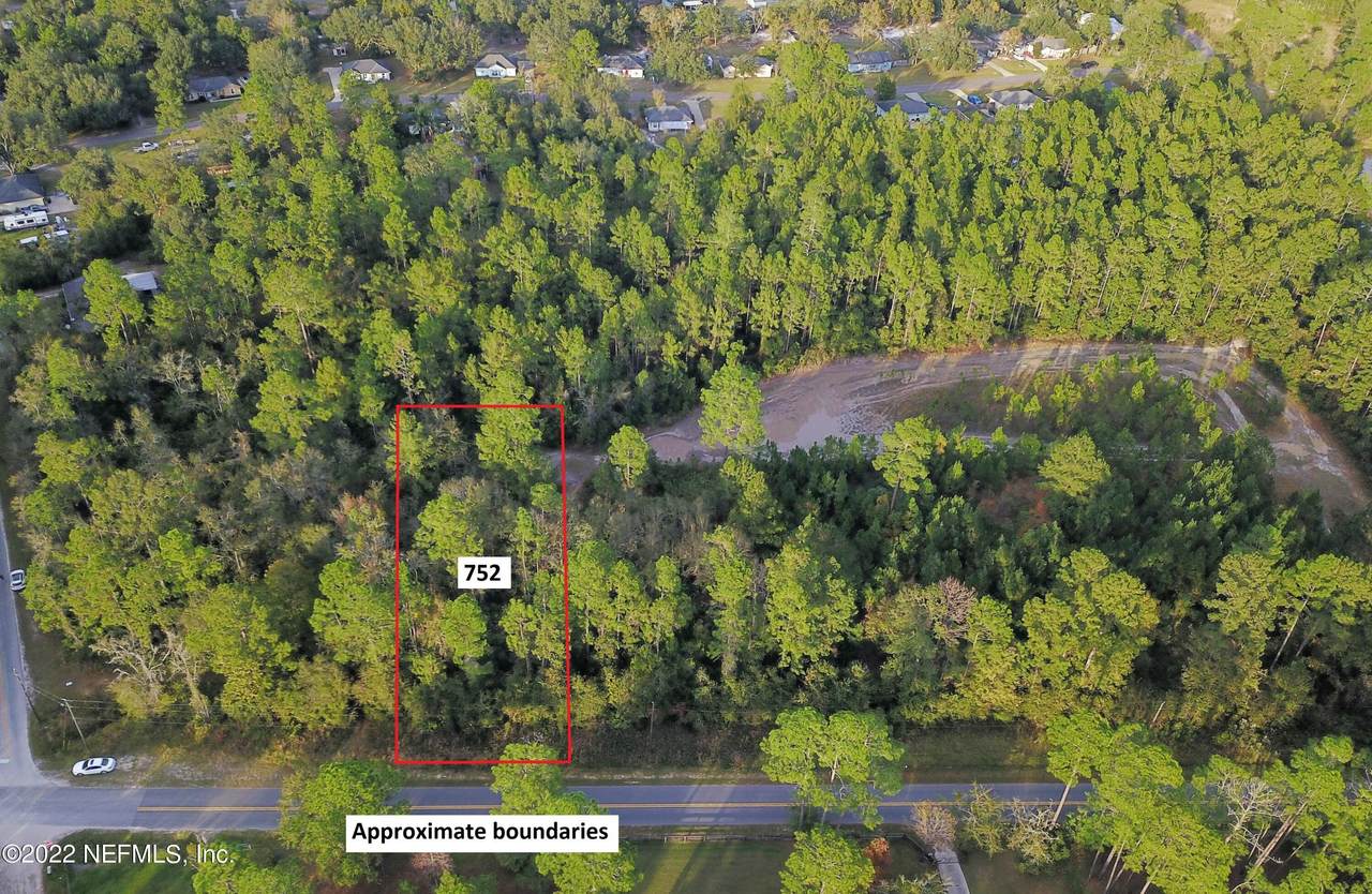 752 Hunter Rd - Photo 1