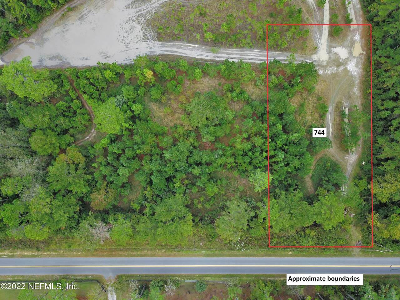 744 Hunter Rd - Photo 1