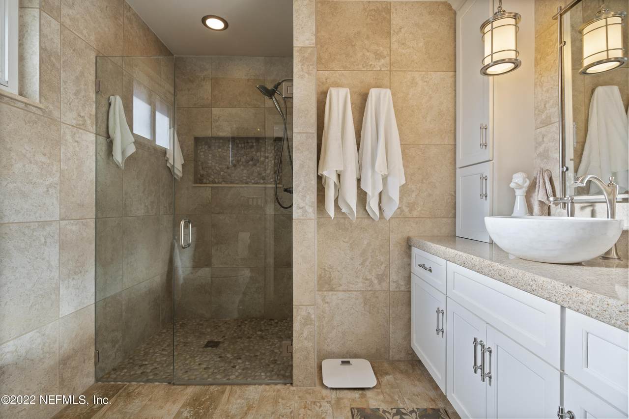 2220 Saragossa Ave - Photo 1