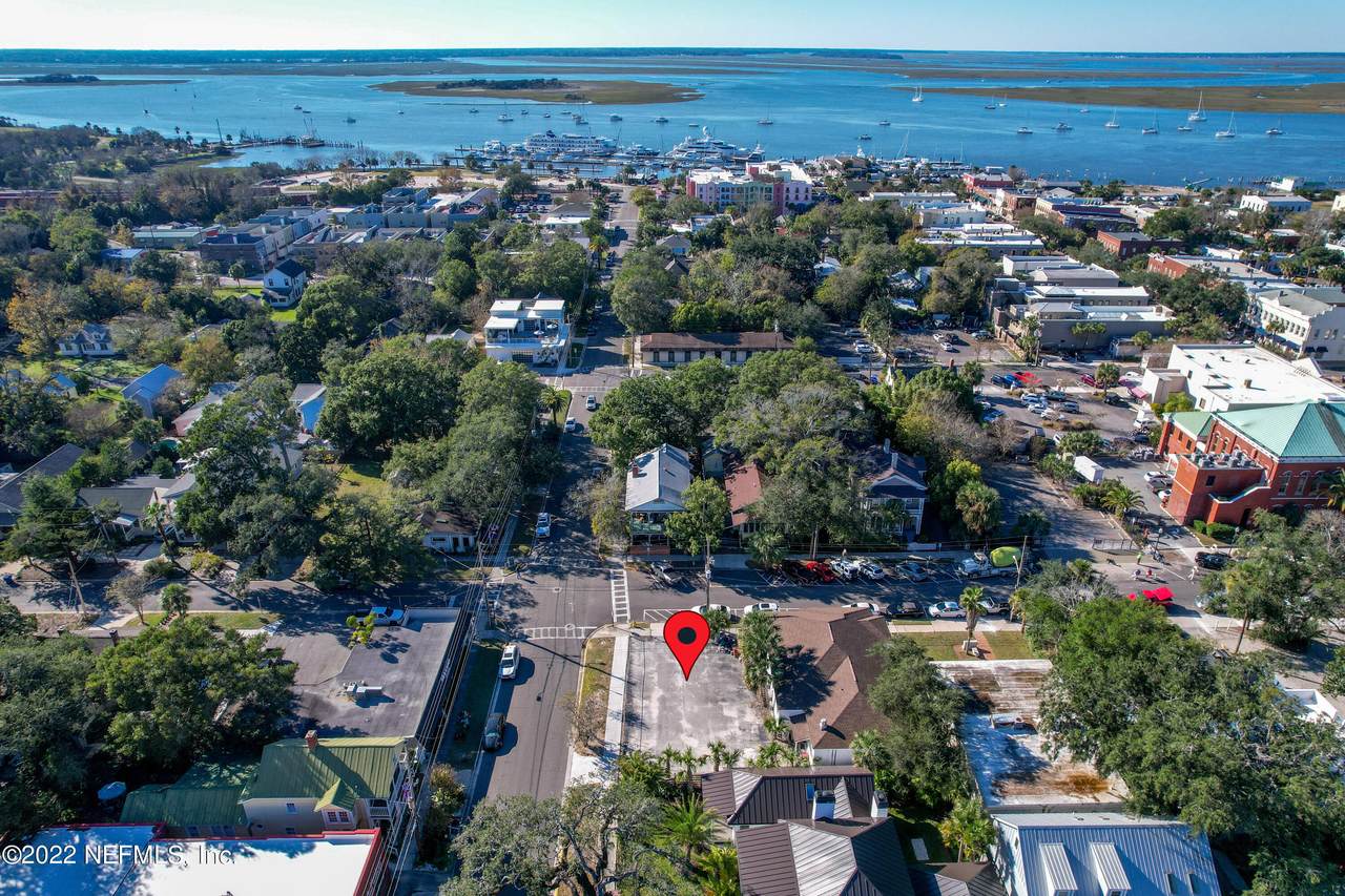 30 5TH St - Photo 1