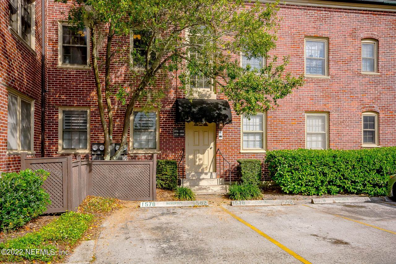 1568 Palm Ave - Photo 1
