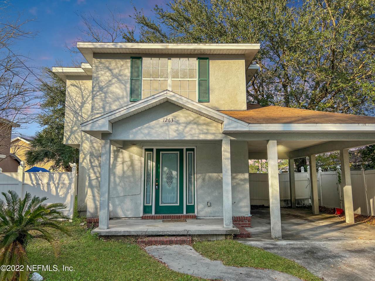1263 32ND St - Photo 1
