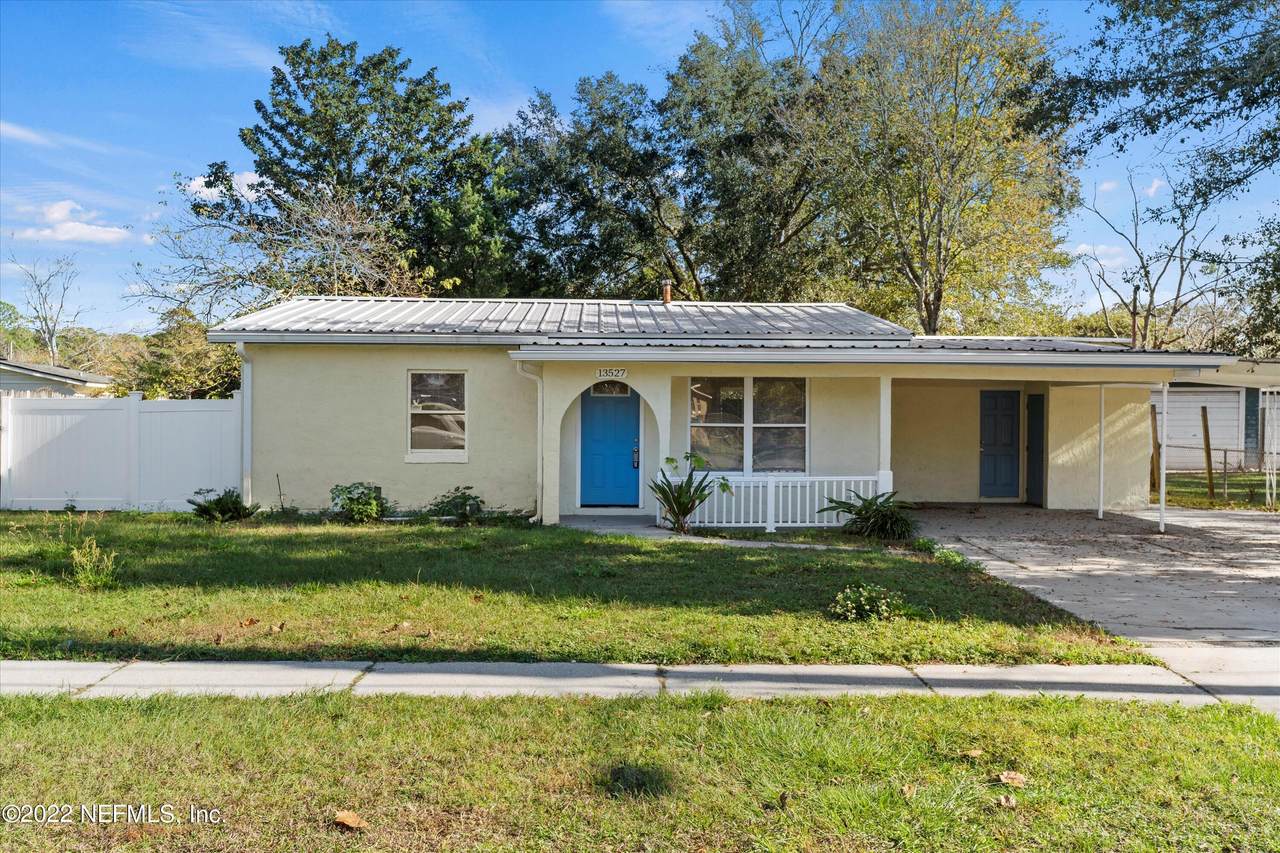 13527 Gillespie Ave - Photo 1