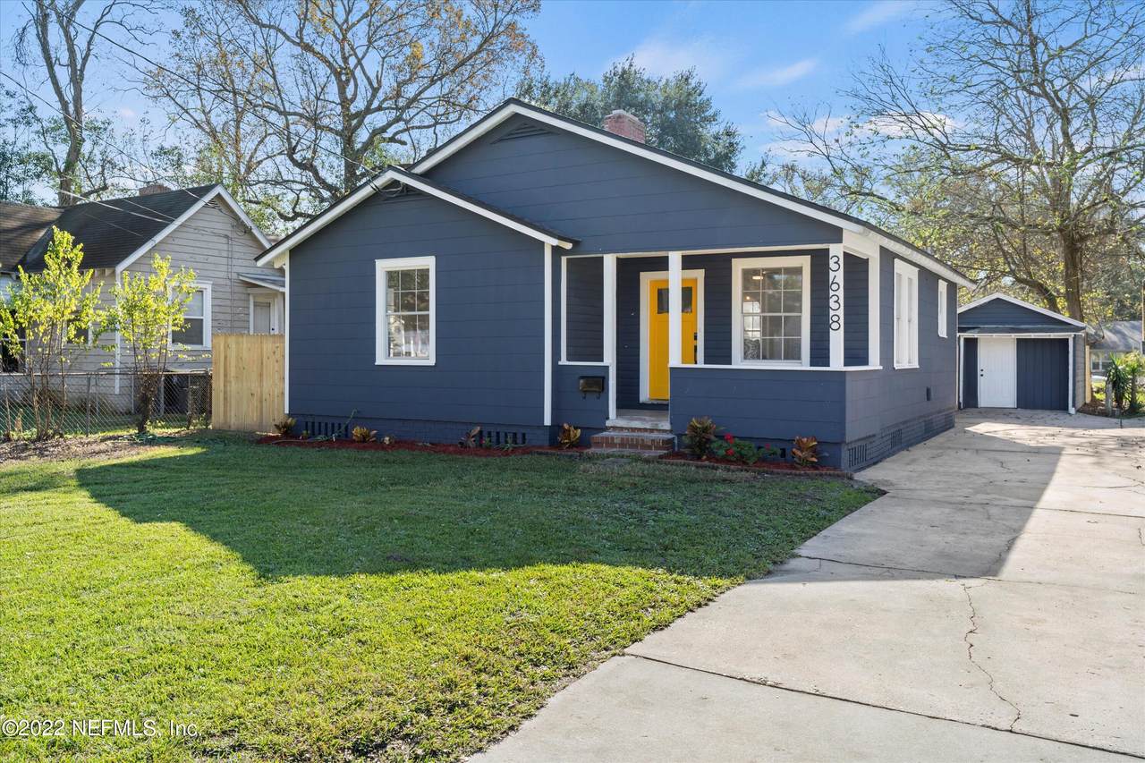 3638 Myra St - Photo 1