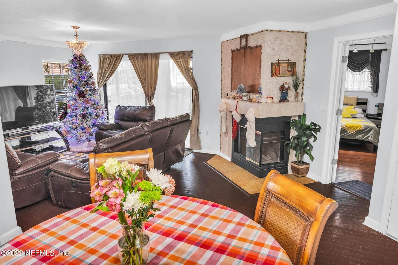 10150 Belle Rive Blvd - Photo 1