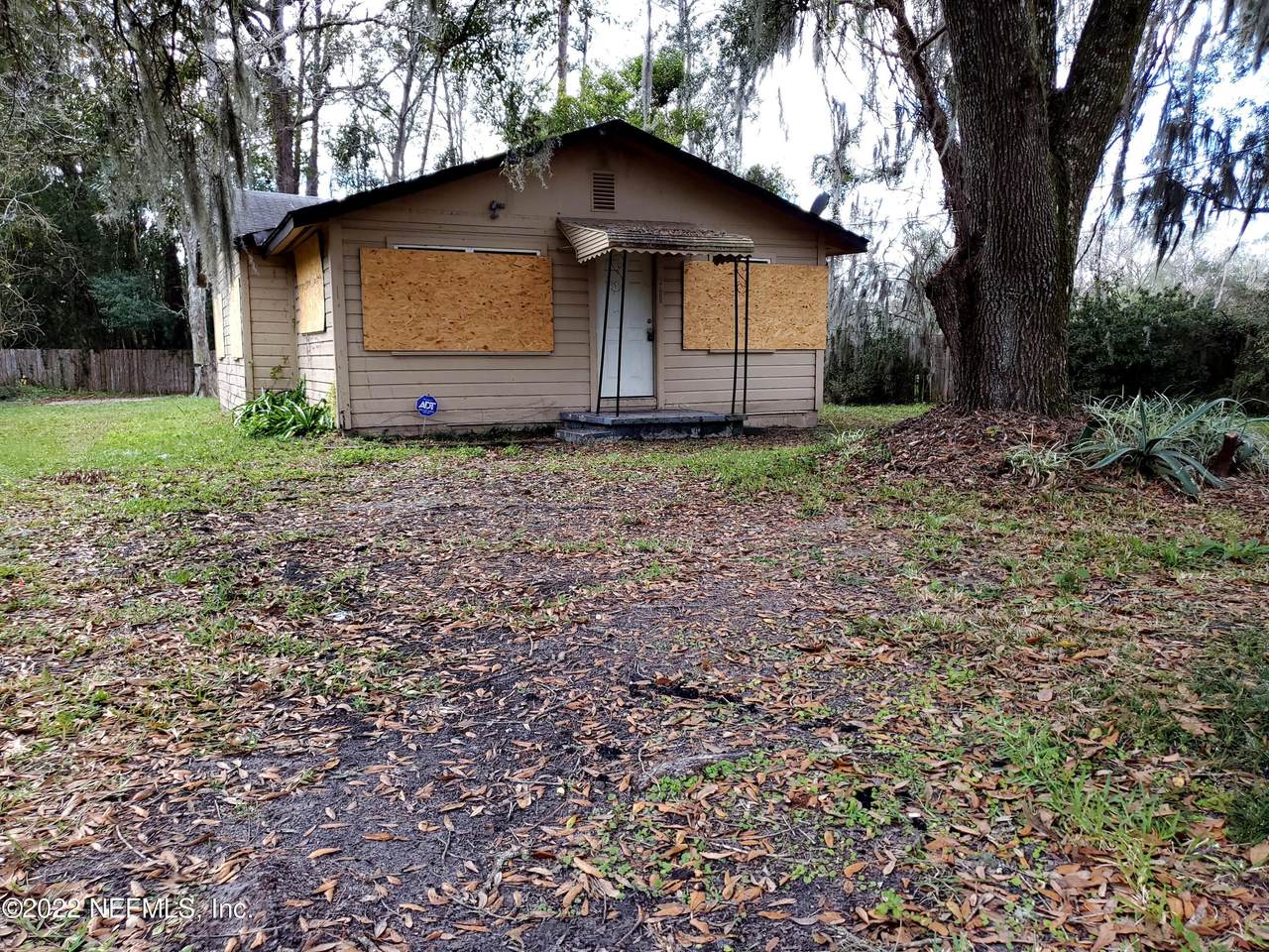 6186 Bagley Rd - Photo 1