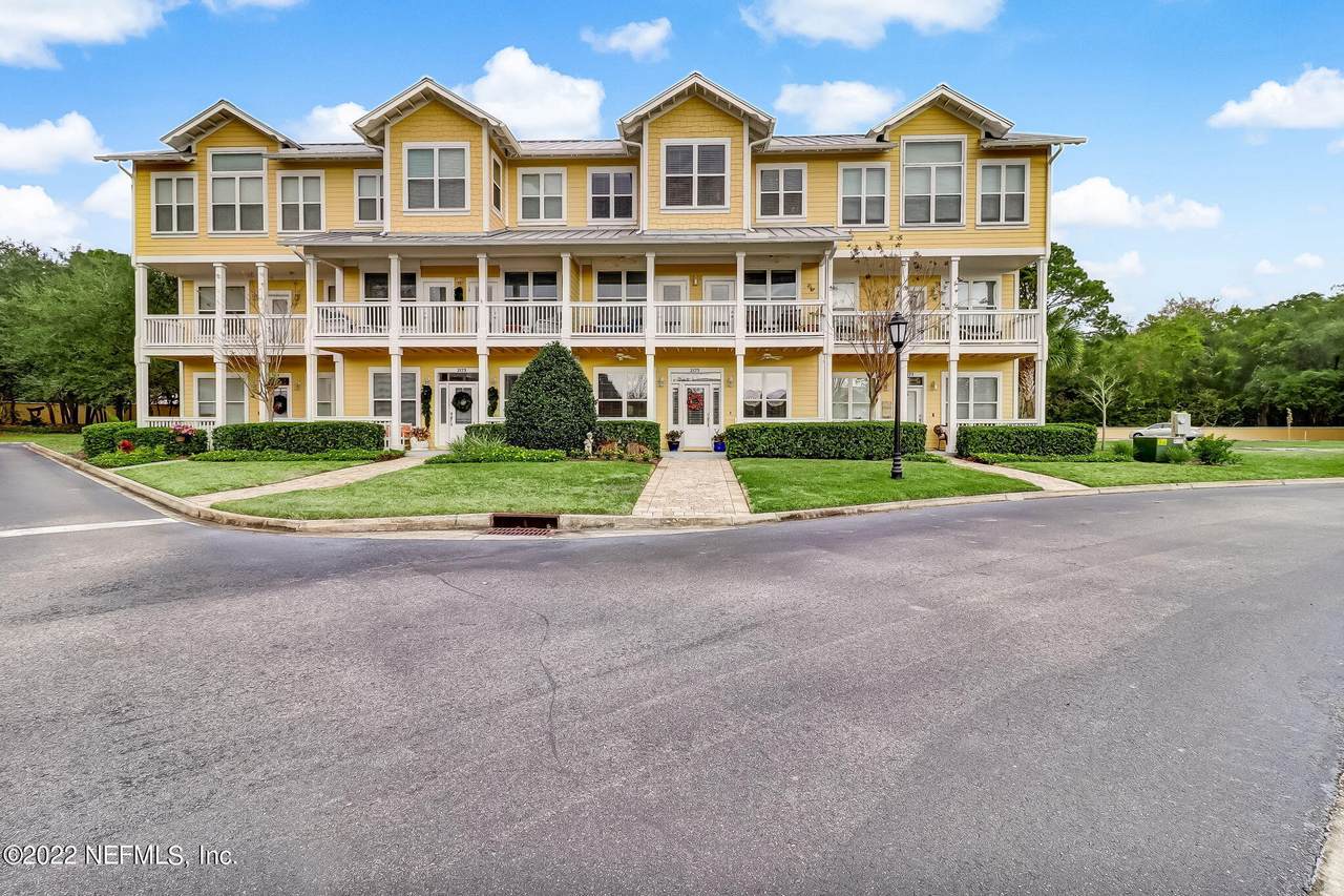 2175 Surf Side Dr - Photo 1