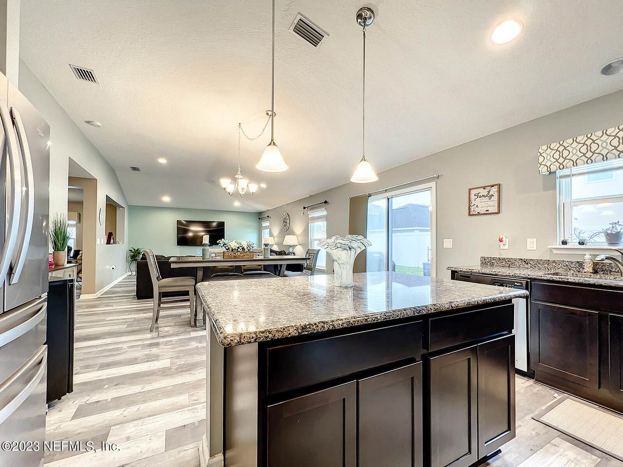 12247 Meadowcrest Ln - Photo 1