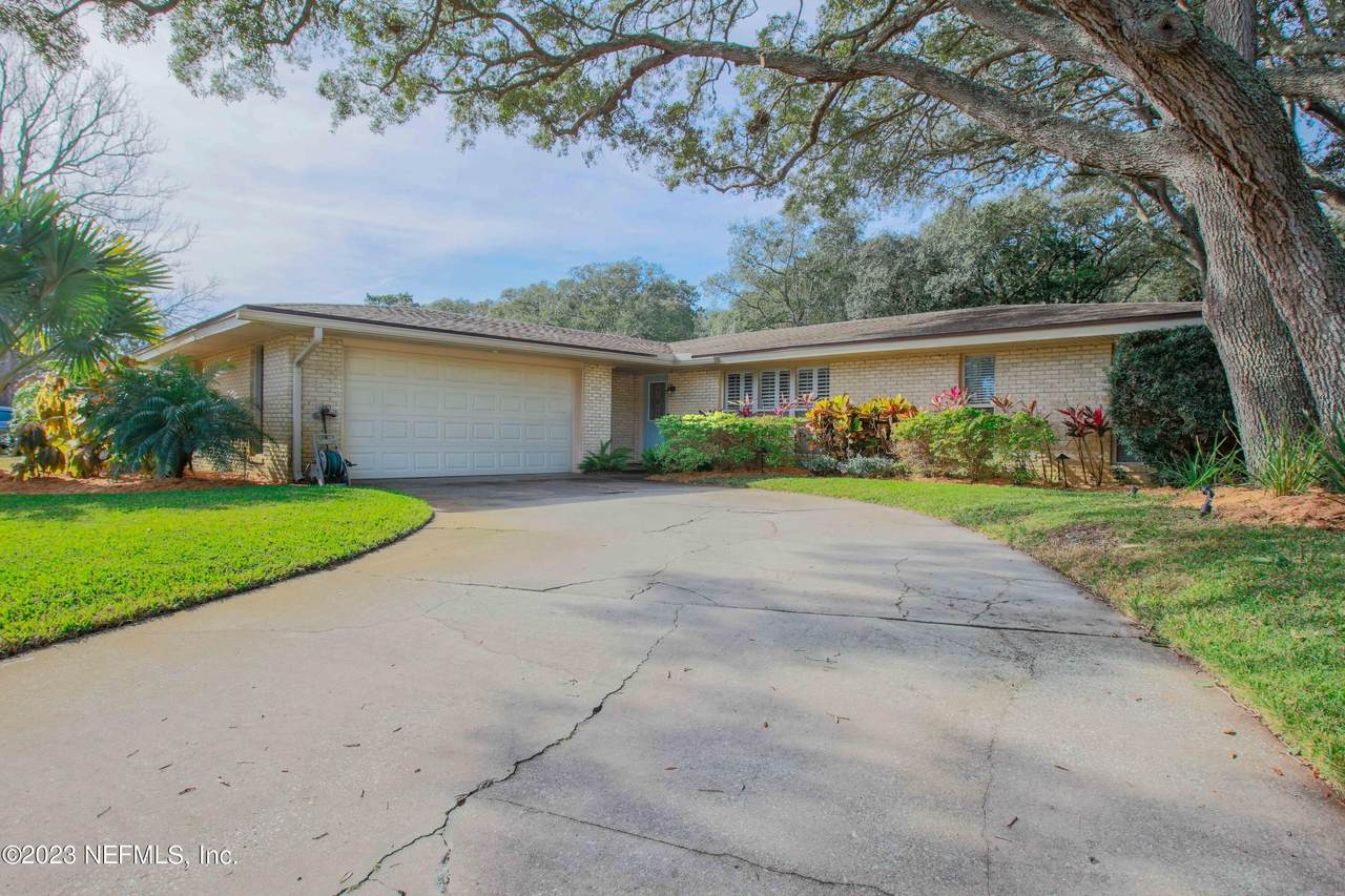 1324 Neptune Grove Dr - Photo 1
