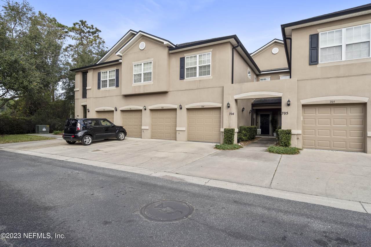 12301 Kernan Forest Blvd - Photo 1